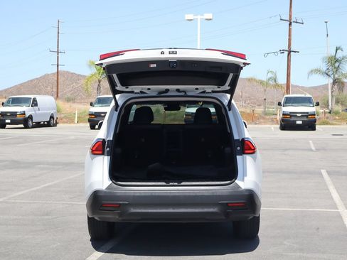 Used 2025 Toyota Grand Highlander AWD Hybrid image 31