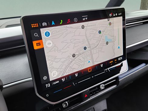 New 2025 Volkswagen ID. Buzz Pro S RWD image 23