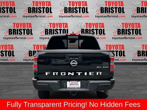 Used 2024 Nissan Frontier SV w/ SV Convenience Package AWD/4WD image 4