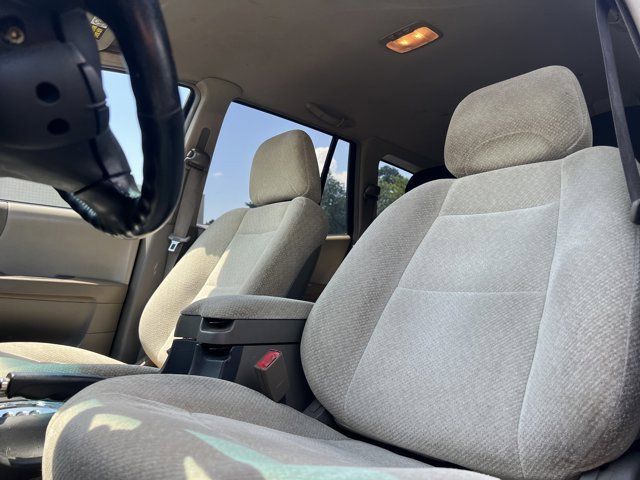 Used 2006 Hyundai Santa Fe GLS FWD image 3