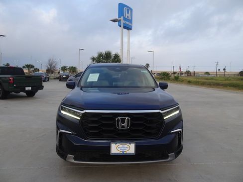 Certified 2023 Honda Pilot EX-L image 2