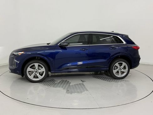 New 2025 Audi Q5 Premium Plus image 2