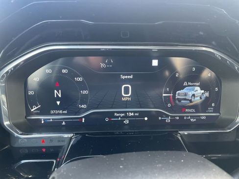 Used 2023 GMC Sierra 1500 SLE image 23