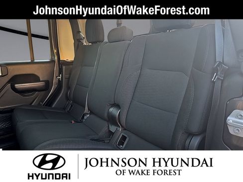 Used 2020 Jeep Gladiator Sport w/ Quick Order Package 24S AWD/4WD image 21