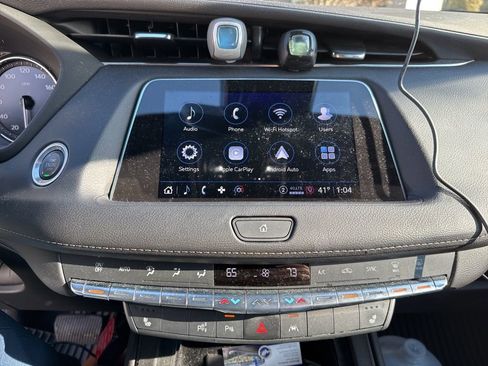 Certified 2022 Cadillac XT4 Premium Luxury w/ Enhanced Visibility Package image 7