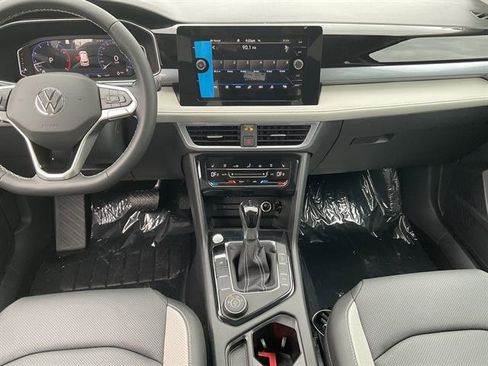 New 2025 Volkswagen Taos SEL image 12