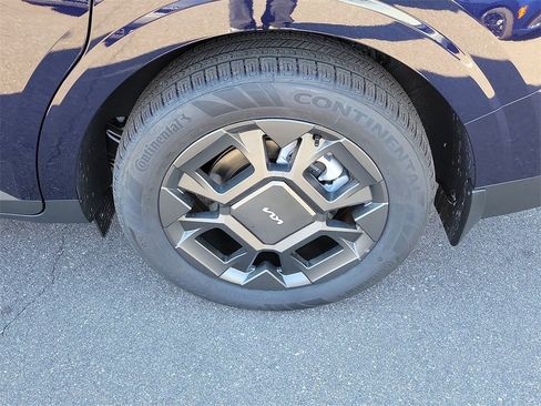 New 2026 Kia Carnival EX image 39