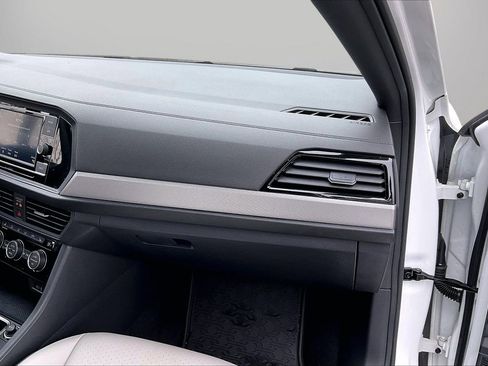 Used 2021 Volkswagen Jetta R-Line image 20