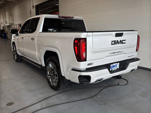 Used 2025 GMC Sierra 1500 Denali Ultimate AWD/4WD image 3