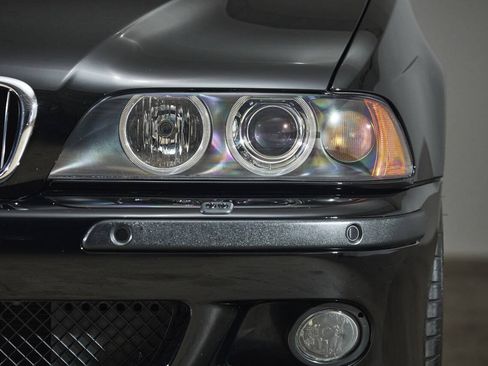 Used 2003 BMW M5 RWD image 16