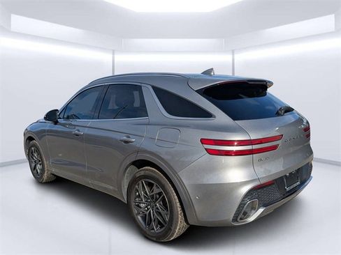 Used 2023 Genesis GV70 2.5T w/ Advanced Package image 5