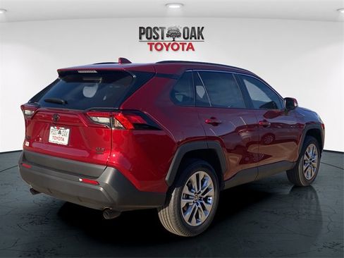 New 2025 Toyota RAV4 XLE Premium image 7