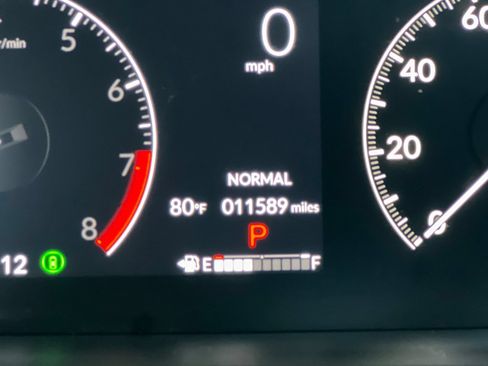 Used 2025 Honda Odyssey Elite image 24