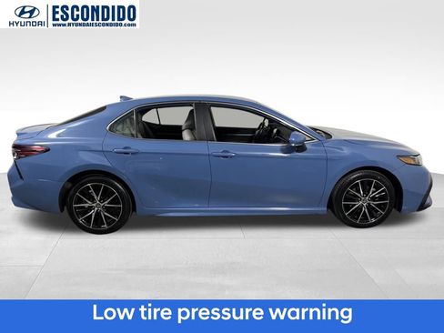 Used 2023 Toyota Camry SE image 7