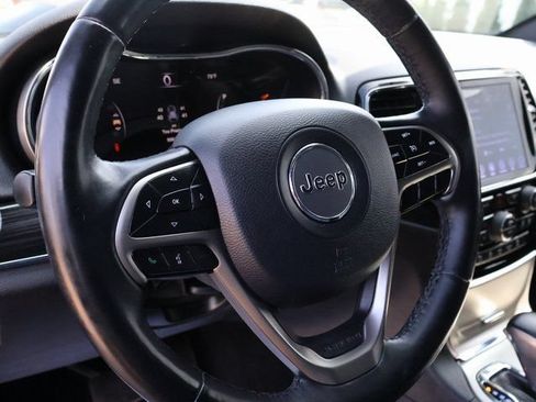Used 2019 Jeep Grand Cherokee Limited AWD/4WD image 25