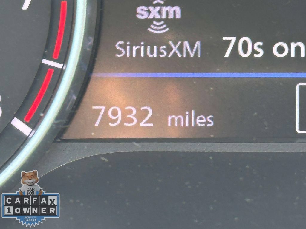 Used 2024 Nissan Sentra SR w/ SR Premium Package FWD image 30