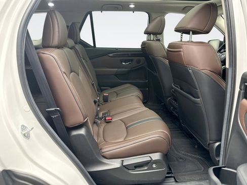 Used 2025 Honda Pilot Elite image 20