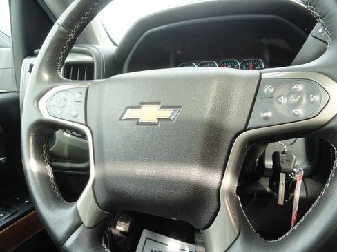 Used 2018 Chevrolet Silverado 1500 High Country image 27
