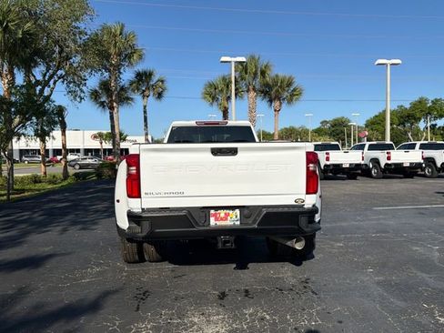 New 2026 Chevrolet Silverado 3500 W/T AWD/4WD image 9