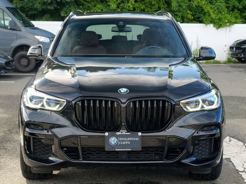 Used 2023 BMW X5 M50i w/ Executive Package AWD/4WD image 2