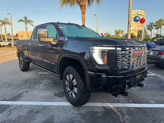 Used 2024 GMC Sierra 2500 Denali w/ Denali Reserve Package AWD/4WD video 1