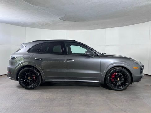 Used 2023 Porsche Cayenne GTS AWD/4WD image 8