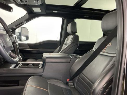Used 2023 Ford F350 Platinum w/ FX4 Off-Road Package AWD/4WD image 19
