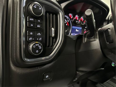 Used 2019 Chevrolet Silverado 1500 RST w/ All-Star Edition AWD/4WD image 19