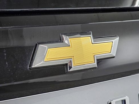 Used 2025 Chevrolet Tahoe LT AWD/4WD image 31