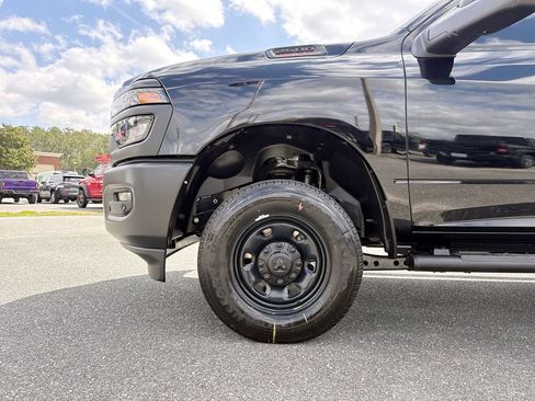New 2026 RAM 2500 Tradesman AWD/4WD image 10