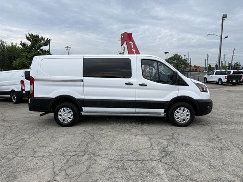 Used 2025 Ford Transit 250 Low Roof w/ Exterior Upgrade Package RWD image 2