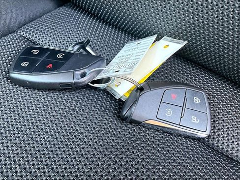 Used 2025 GMC Canyon Elevation w/ Convenience Package RWD image 15