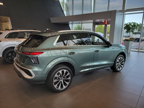 New 2026 Audi Q3 quattro 2.0T AWD/4WD image 3