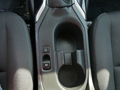 Used 2024 Toyota Corolla LE image 18