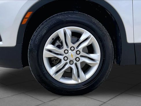 Used 2021 Chevrolet Blazer LT FWD image 11