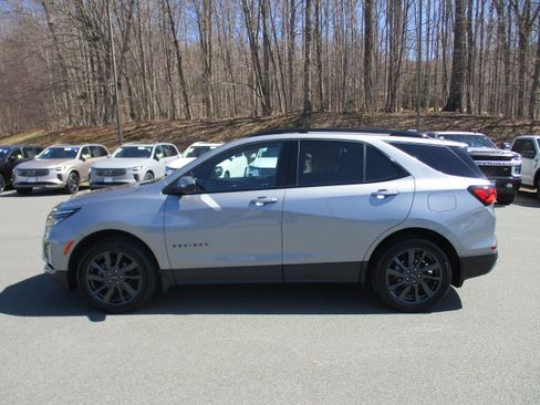 Used 2023 Chevrolet Equinox RS w/ LPO, Cargo Package image 8