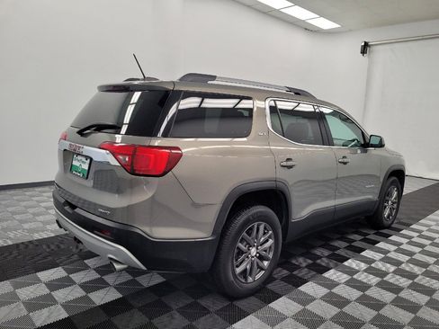 Used 2019 GMC Acadia SLT AWD/4WD image 9
