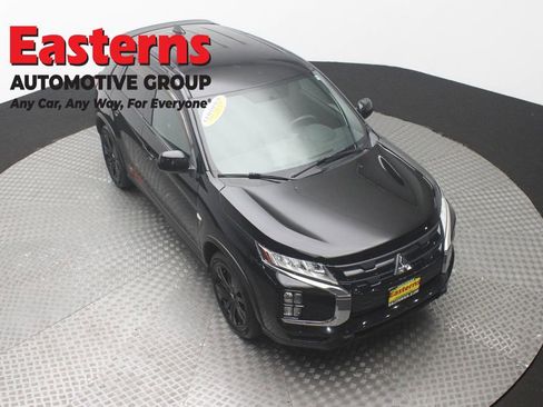 Used 2020 Mitsubishi Outlander Sport Black Edition FWD image 3