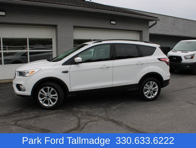 Used 2018 Ford Escape SE AWD/4WD image 2