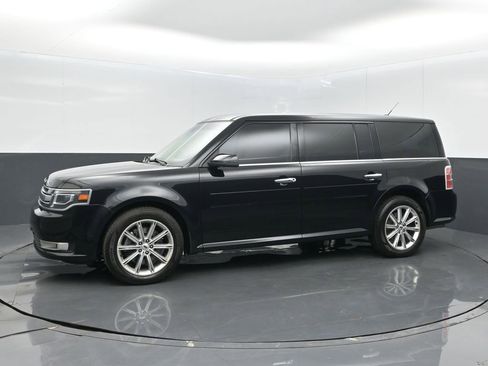 Used 2019 Ford Flex Limited AWD/4WD image 10