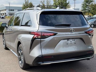 Used 2026 Toyota Sienna Platinum