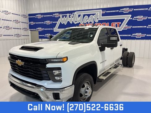 Used 2024 Chevrolet Silverado 3500 W/T w/ WT Convenience Package AWD/4WD image 1