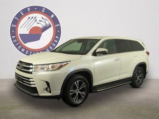 Used 2019 Toyota Highlander Plus video 2