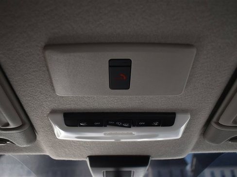 Used 2024 Nissan Kicks SR w/ SR Premium Package image 18