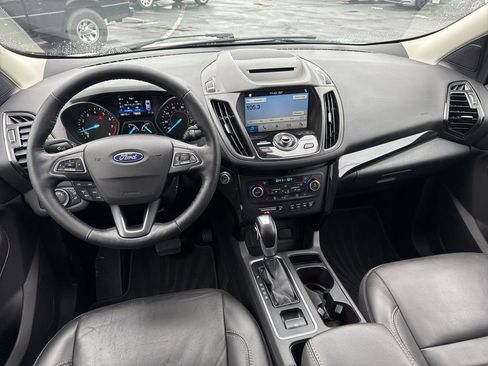 Used 2018 Ford Escape Titanium FWD image 9