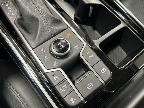 New 2025 Kia Sorento SX image 23
