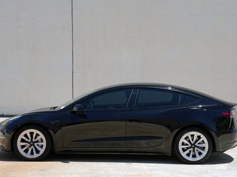 Used 2023 Tesla Model 3 Standard Range RWD image 50