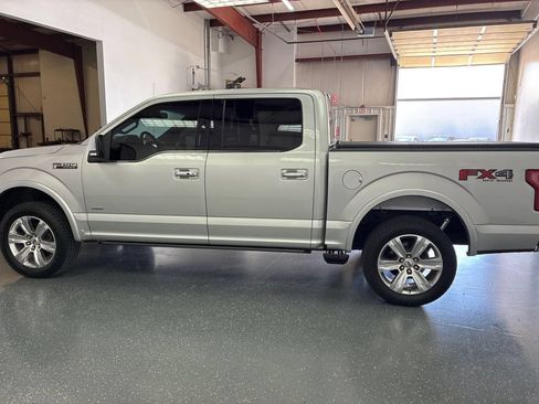 Used 2015 Ford F150 Platinum w/ Equipment Group 701A Luxury AWD/4WD image 6