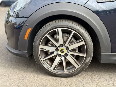 Used 2024 MINI Cooper SE FWD image 9