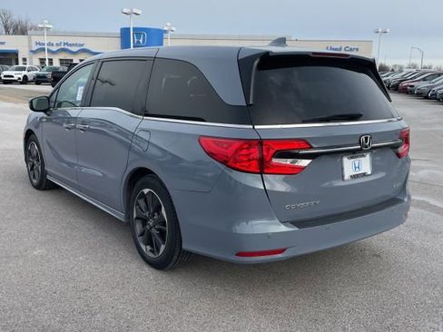 Used 2023 Honda Odyssey Elite image 9